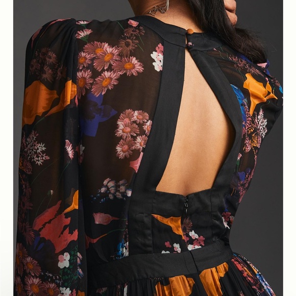 Maeve Deep-V Printed Maxi Dress Anthropologie - Picture 3 of 9